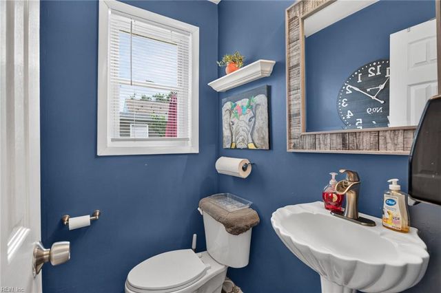 720 Antrim DR, Newport News, VA 23601