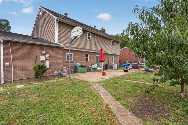 720 Antrim DR, Newport News, VA 23601