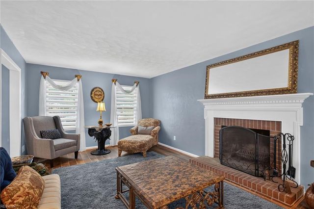 720 Antrim DR, Newport News, VA 23601