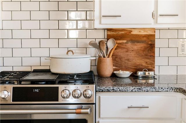 807 Lawrence Avenue, Lawrence, KS 66049