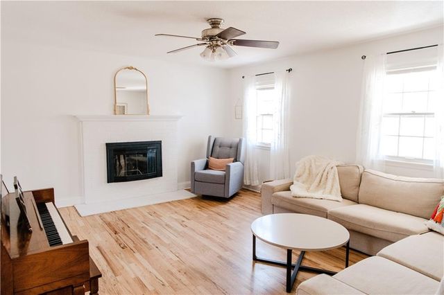 807 Lawrence Avenue, Lawrence, KS 66049