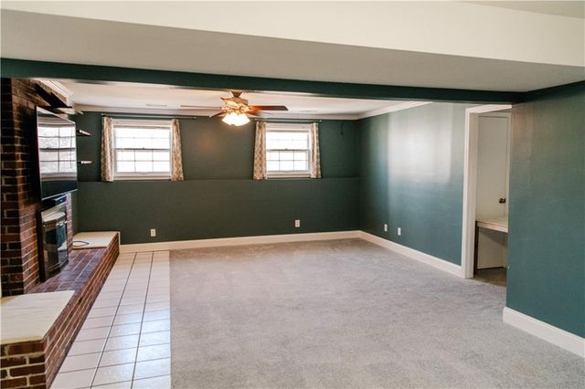 807 Lawrence Avenue, Lawrence, KS 66049