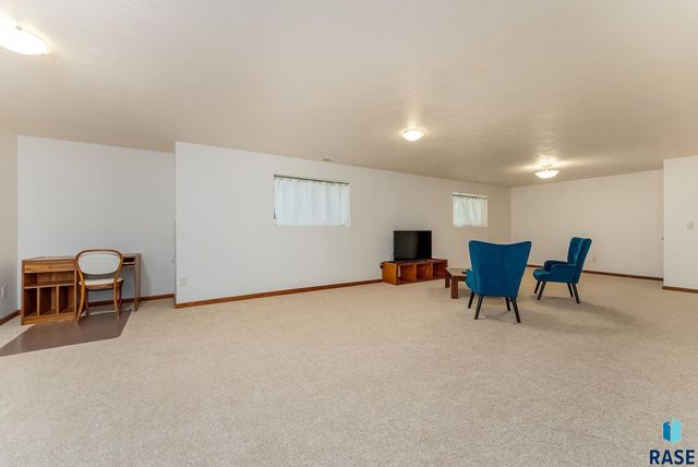 2520 E Whisper Trl Trail, Sioux Falls, SD 57108