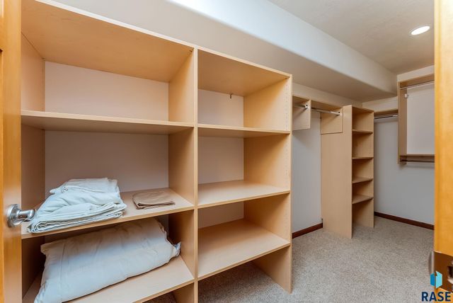 2520 E Whisper Trl Trail, Sioux Falls, SD 57108