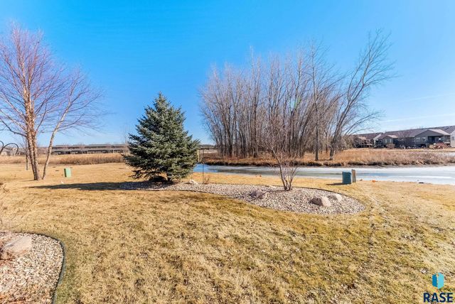 2520 E Whisper Trl Trail, Sioux Falls, SD 57108