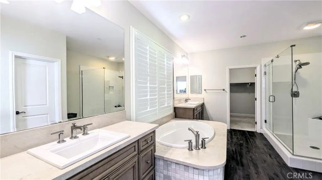 39 Rolling Green, Irvine, CA 92620