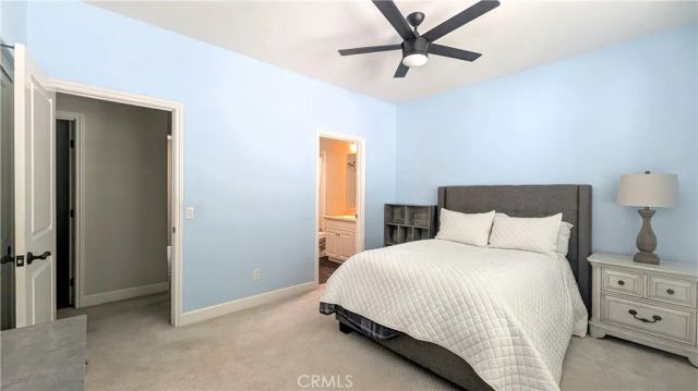 39 Rolling Green, Irvine, CA 92620