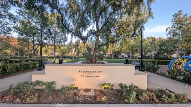 39 Rolling Green, Irvine, CA 92620