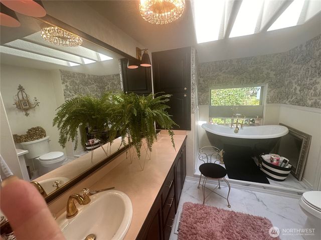 16119 254th Street E, Graham, WA 98338