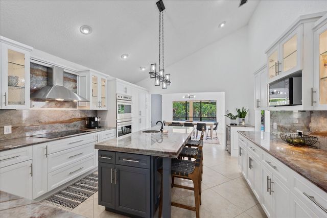 12638 QUERCUS Lane, Wellington, FL 33414