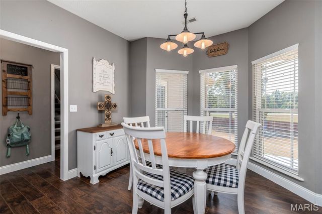 222 Sweet Valley Circle, Crocker, MO 65452