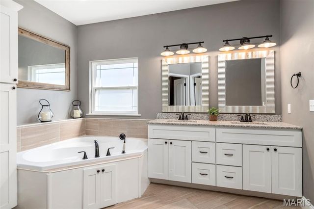 222 Sweet Valley Circle, Crocker, MO 65452