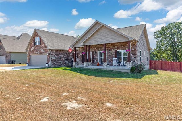 222 Sweet Valley Circle, Crocker, MO 65452