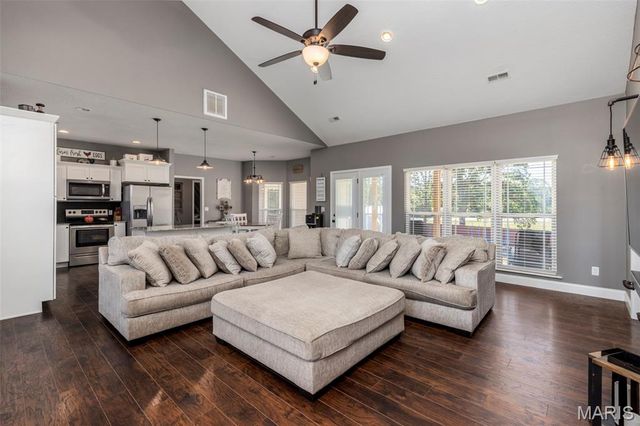 222 Sweet Valley Circle, Crocker, MO 65452