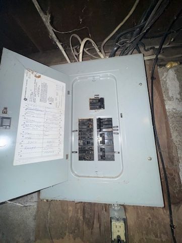 706 E 9TH Street, Erie, PA 16503