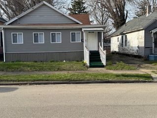706 E 9TH Street, Erie, PA 16503
