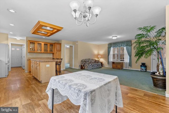 614 GARDEN SPOT RD, Lykens, PA 17048