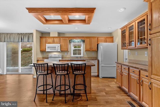 614 GARDEN SPOT RD, Lykens, PA 17048