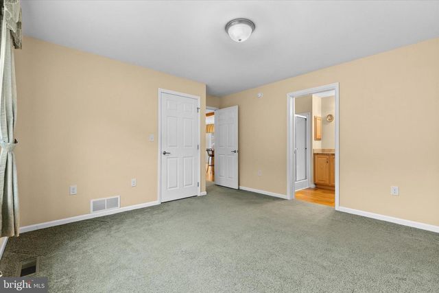 614 GARDEN SPOT RD, Lykens, PA 17048