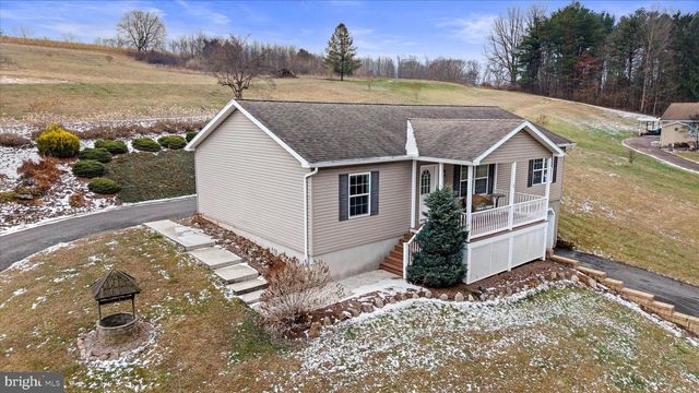 614 GARDEN SPOT RD, Lykens, PA 17048