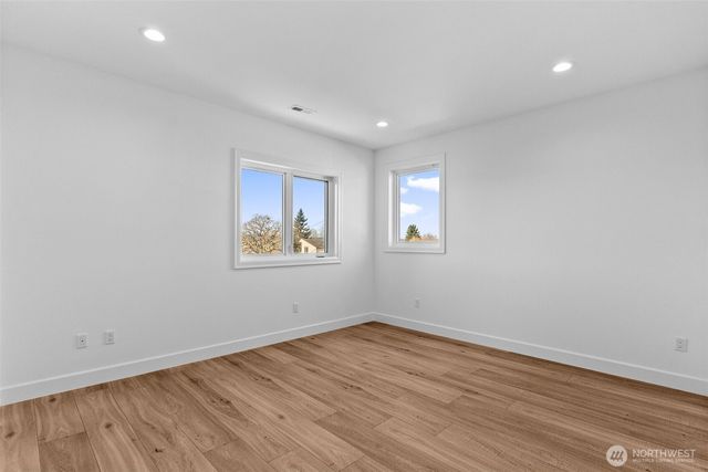 437 Hazel Avenue N, Kent, WA 98030