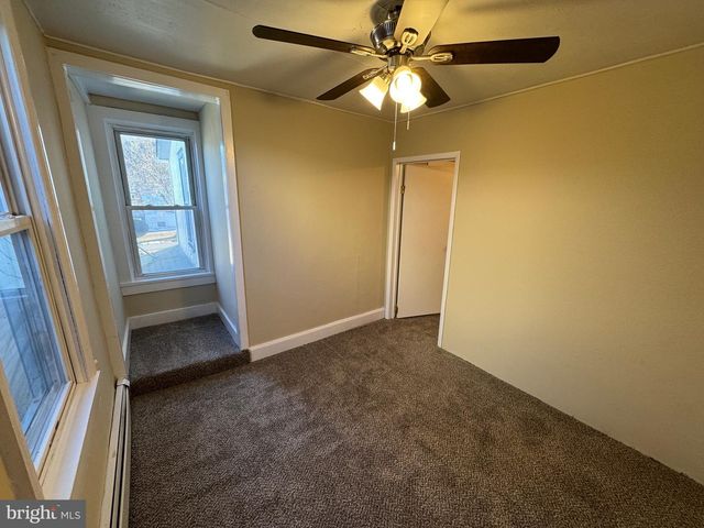 131 W MAIN ST, Tremont, PA 17981