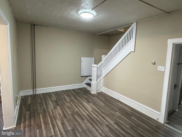 131 W MAIN ST, Tremont, PA 17981