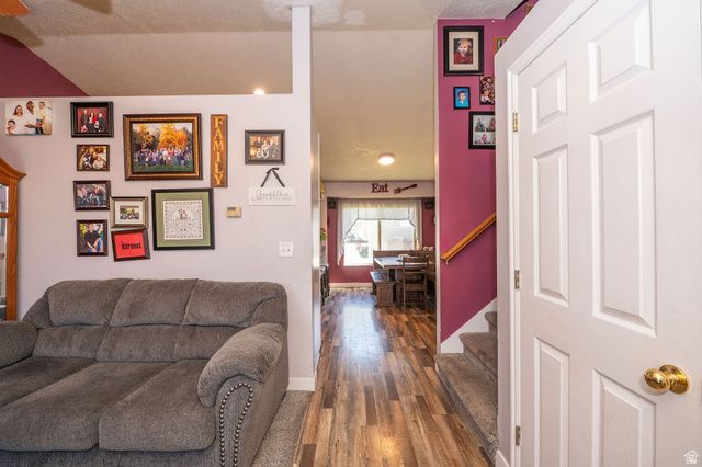 94 E 550 S, Kaysville, UT 84037