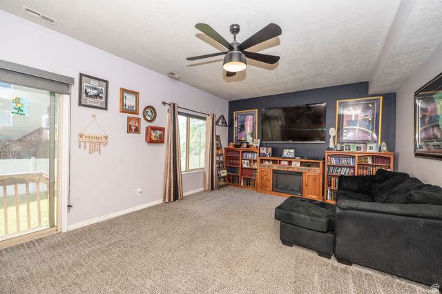 94 E 550 S, Kaysville, UT 84037