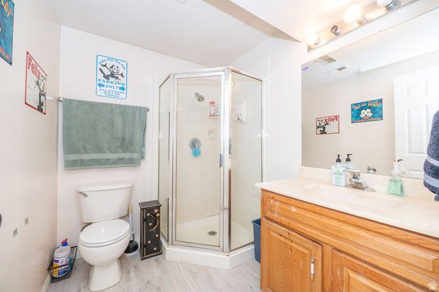 94 E 550 S, Kaysville, UT 84037