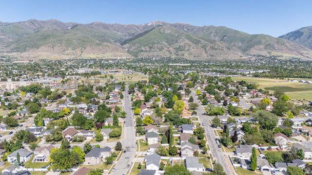 94 E 550 S, Kaysville, UT 84037
