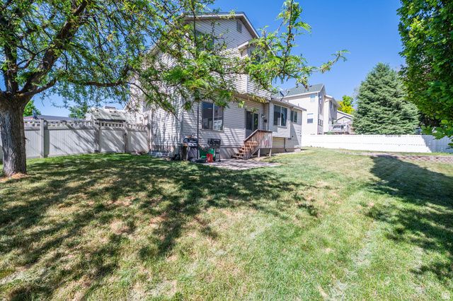 94 E 550 S, Kaysville, UT 84037