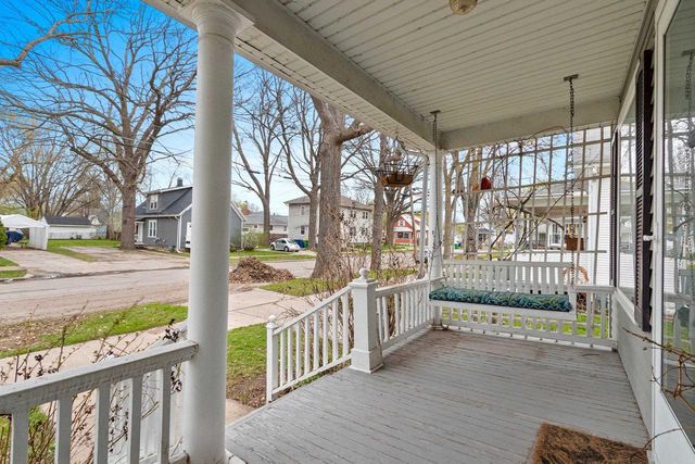 315 14TH AVENUE, Green Bay, WI 54303