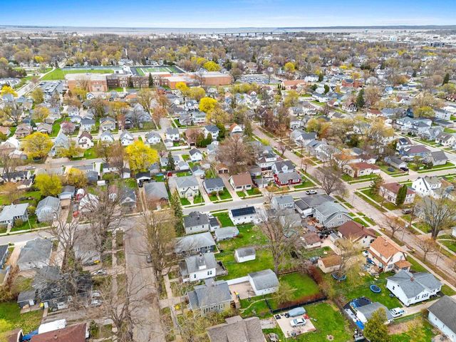 315 14TH AVENUE, Green Bay, WI 54303
