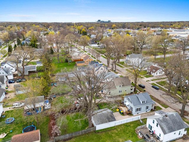 315 14TH AVENUE, Green Bay, WI 54303