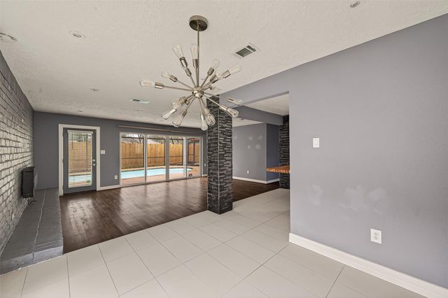 2130 Round Lake Drive, Houston, TX 77077