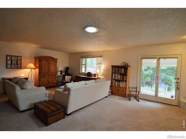3814 Columbia Drive, Longmont, CO 80503