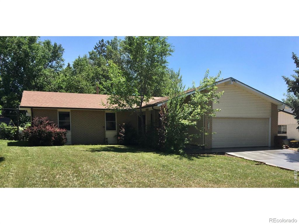 3814 Columbia Drive, Longmont, CO 80503
