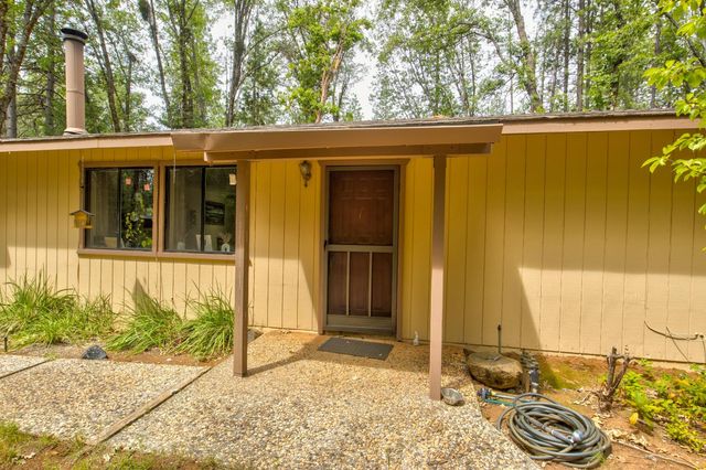26270 Foresthill Rd, Foresthill, CA 95631
