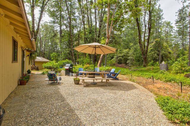 26270 Foresthill Rd, Foresthill, CA 95631