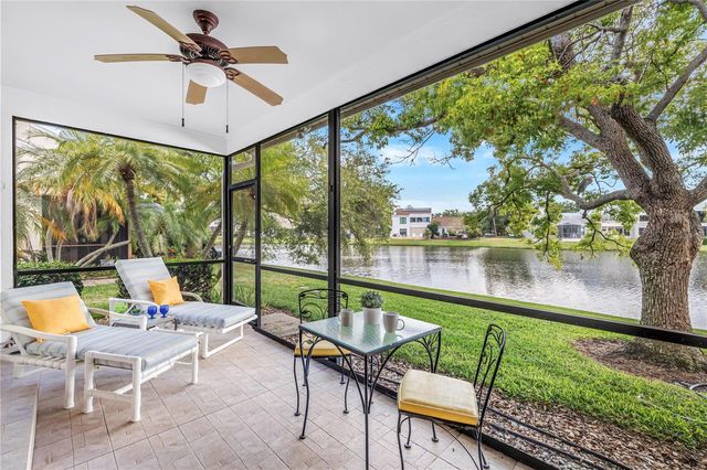 1044 ROMANO COURT NE, St Petersburg, FL 33702