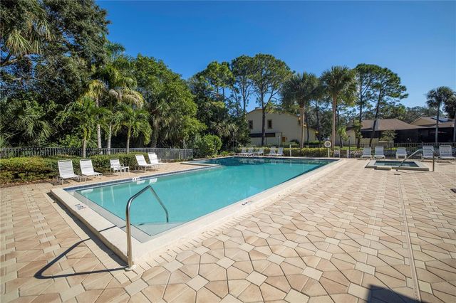 1044 ROMANO COURT NE, St Petersburg, FL 33702