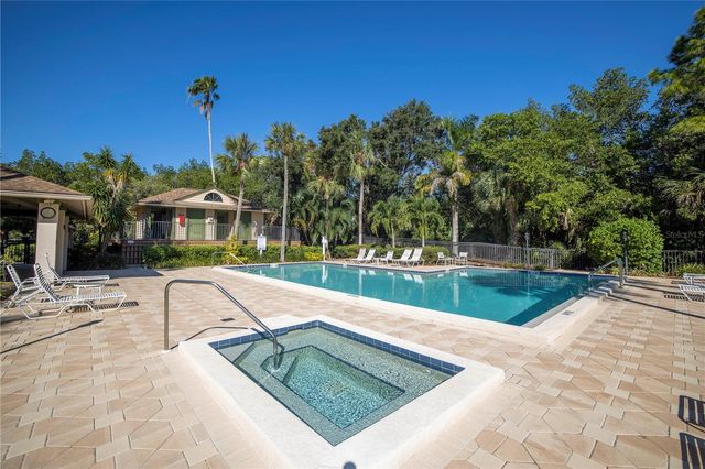 1044 ROMANO COURT NE, St Petersburg, FL 33702