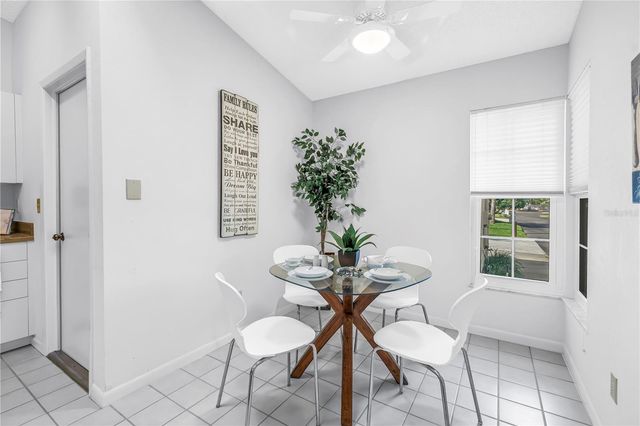 1044 ROMANO COURT NE, St Petersburg, FL 33702