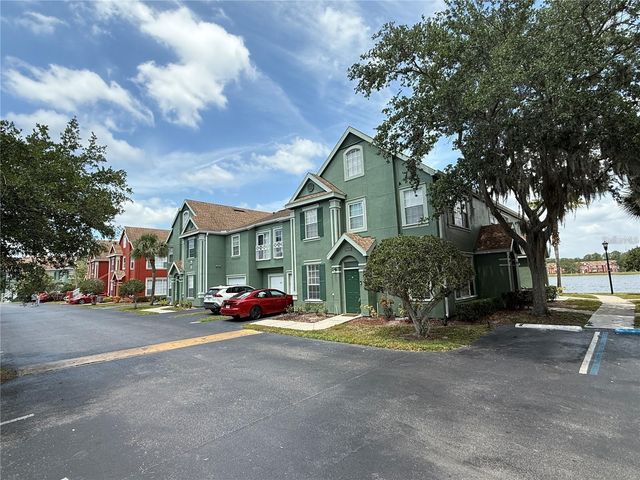 9650 LAKE CHASE ISLAND WAY 9650, Tampa, FL 33626