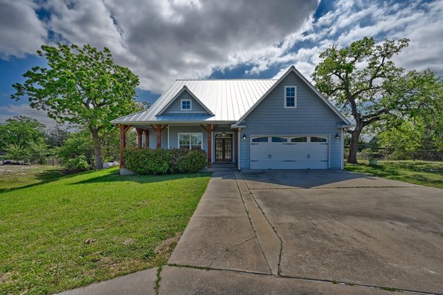 350 Owl Creek RD, Warda, TX 78942