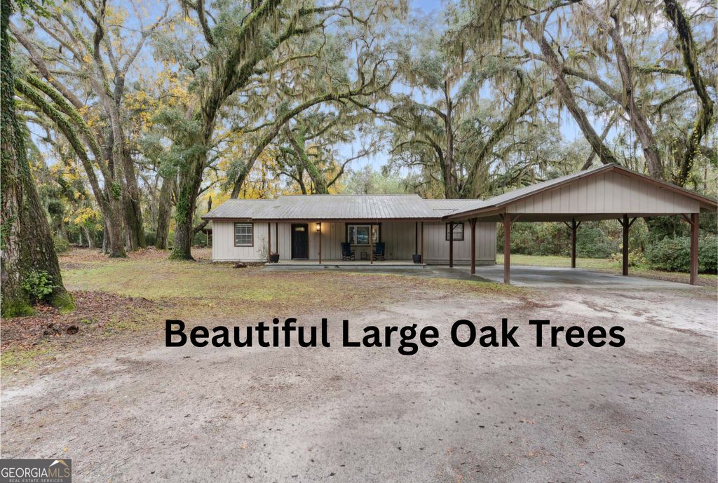 109 Harris Plantation Road, Brunswick, GA 31523