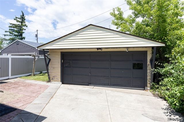 106 Aspinwood Place, Tonawanda, NY 14223