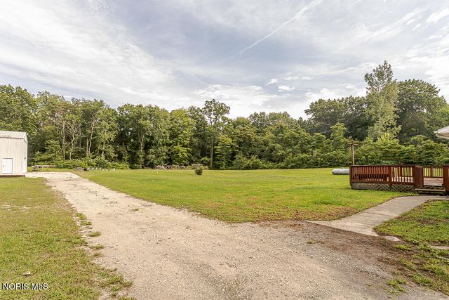 412 Schwamberger Road, Holland, OH 43528