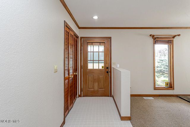 412 Schwamberger Road, Holland, OH 43528